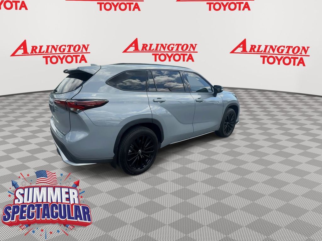Used 2025 Toyota Highlander SUV