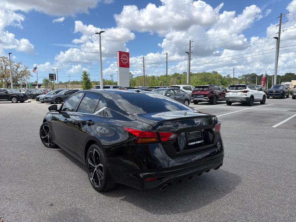 Used 2023 Nissan Altima 2.5 SR 4D Sedan