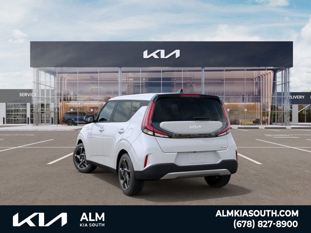 2025 Kia Soul EX photo 2