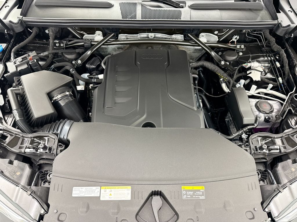 Thumbnail: 2025 Audi Q5 - 29