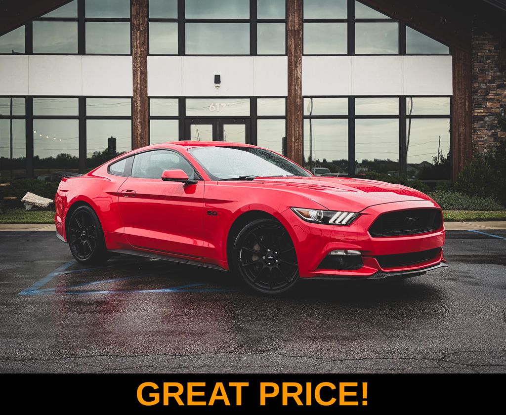 2016 Ford Mustang GT Premium Coupe RWD