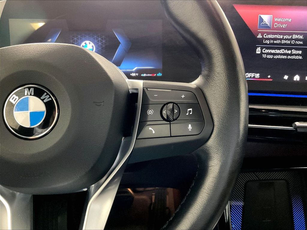 2025 BMW X1 — photo 24