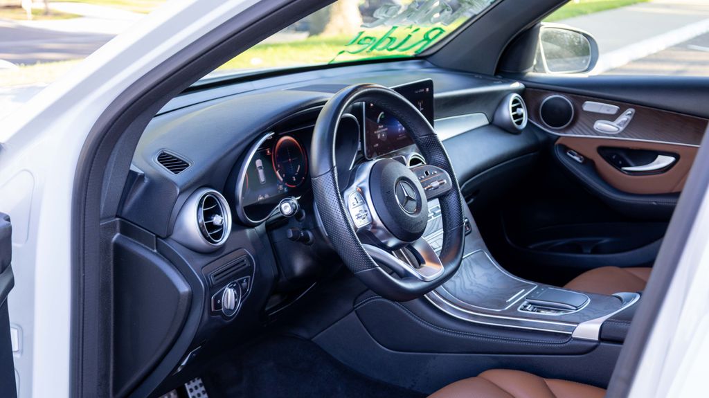 Used 2020 Mercedes-Benz GLC GLC 300 4D Sport Utility