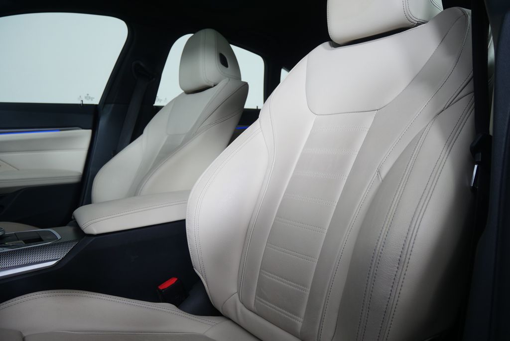 Thumbnail: 2022 BMW 4 Series - 11