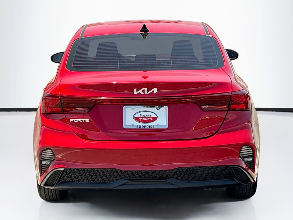 Thumbnail: 2024 Kia Forte - 6