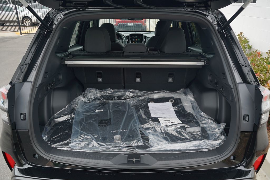 Thumbnail: 2025 Subaru Forester - 11