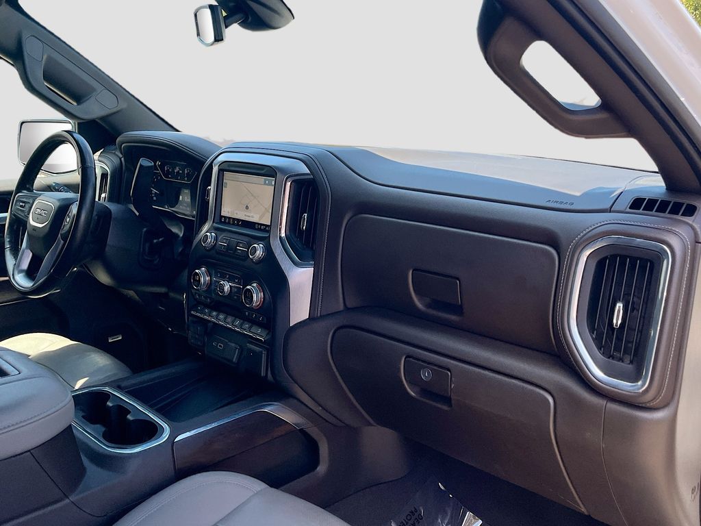 Used 2021 White GMC SLT image 30