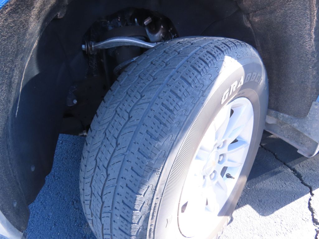 Thumbnail: 2023 Chevrolet Silverado 1500 - 13