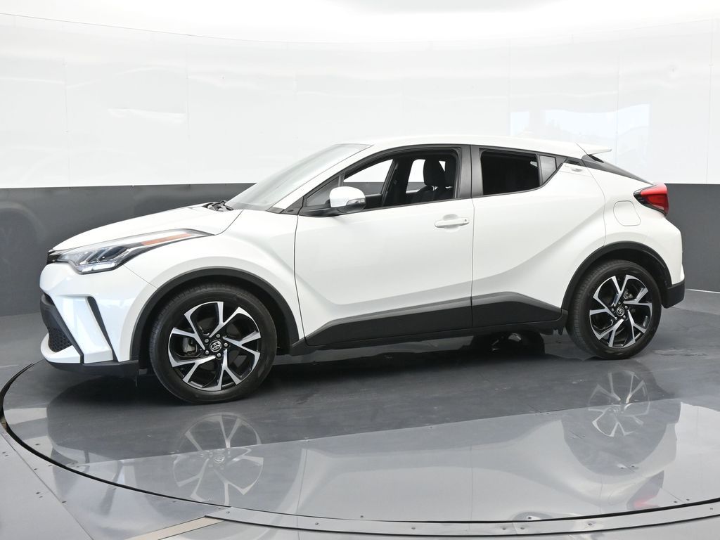 Used 2021 Toyota C-HR XLE with VIN NMTKHMBX8MR126997 for sale in Miami, FL