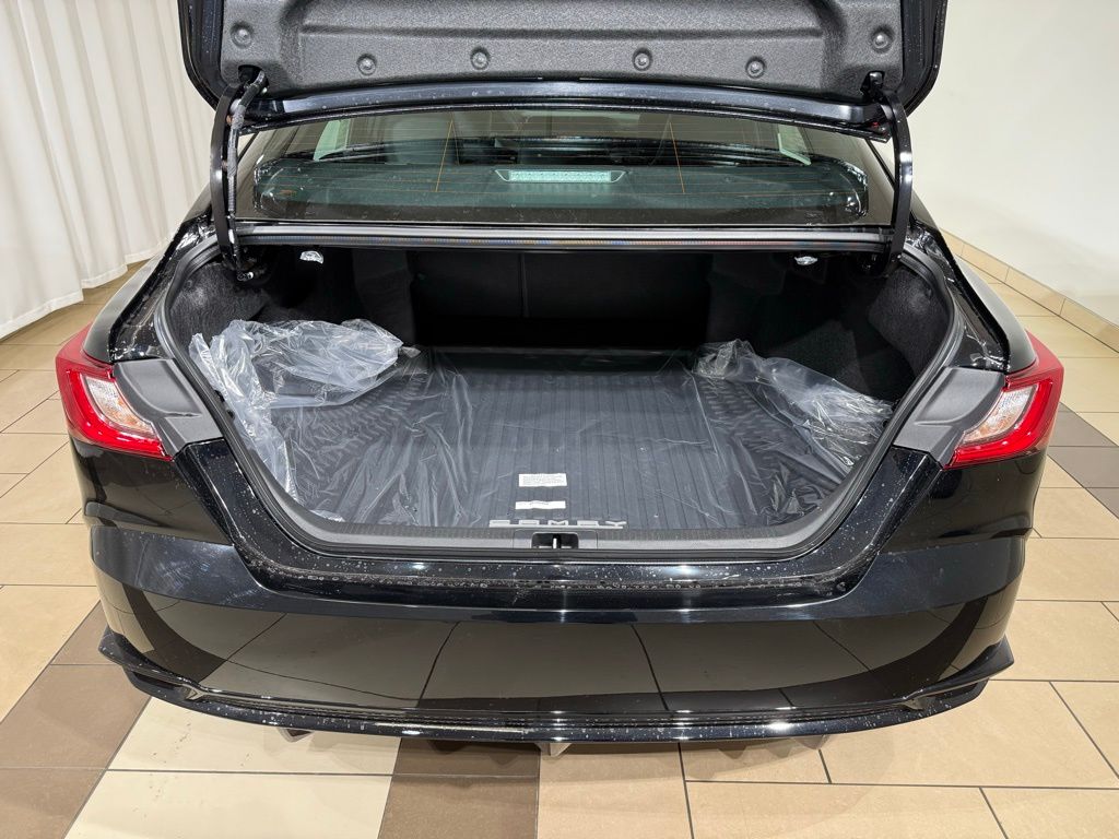 Thumbnail: 2026 Toyota Camry - 11