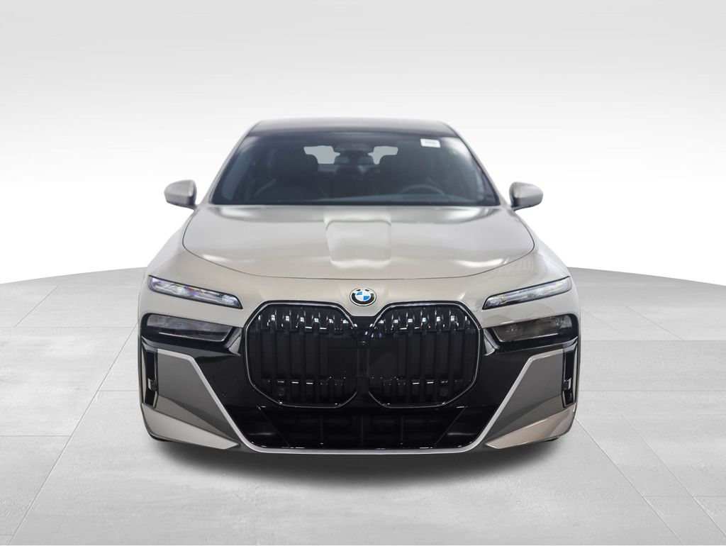 Thumbnail: 2025 BMW 7 Series - 8