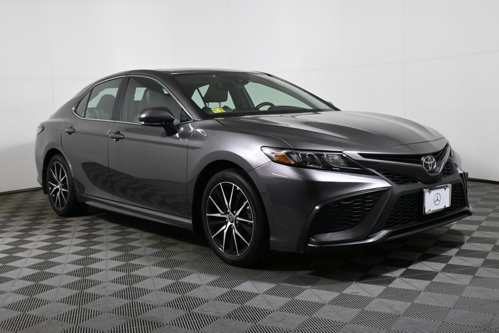 Thumbnail: 2024 Toyota Camry - 8