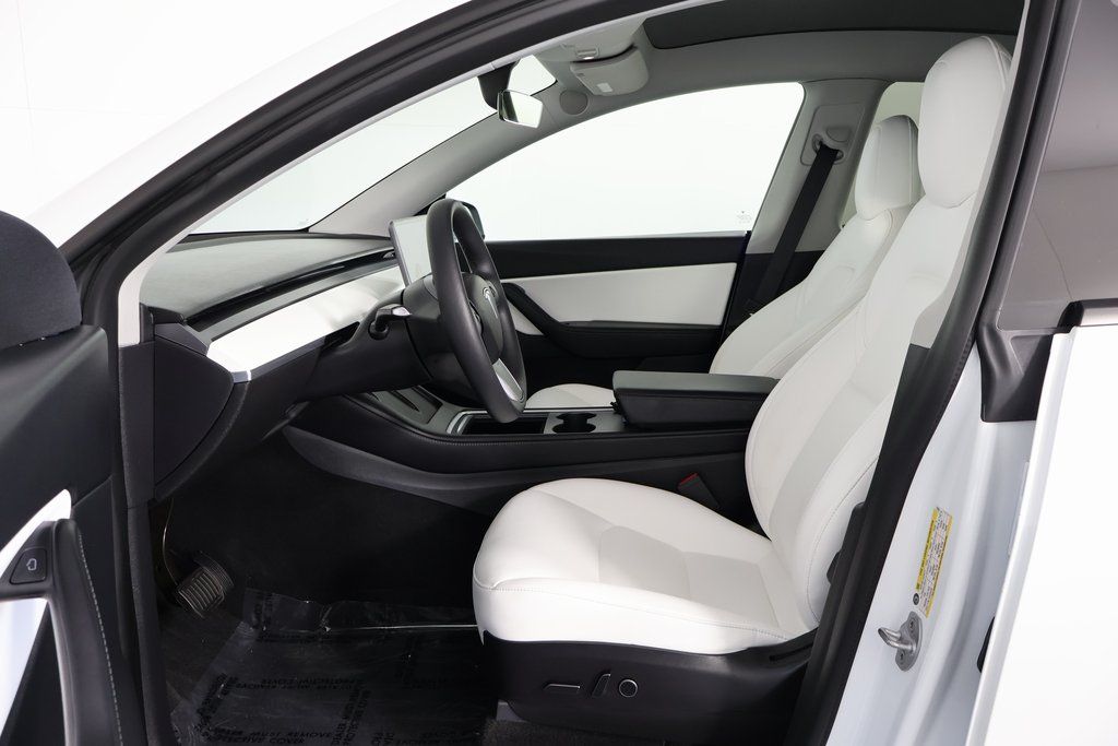 Thumbnail: 2022 Tesla Model Y - 10