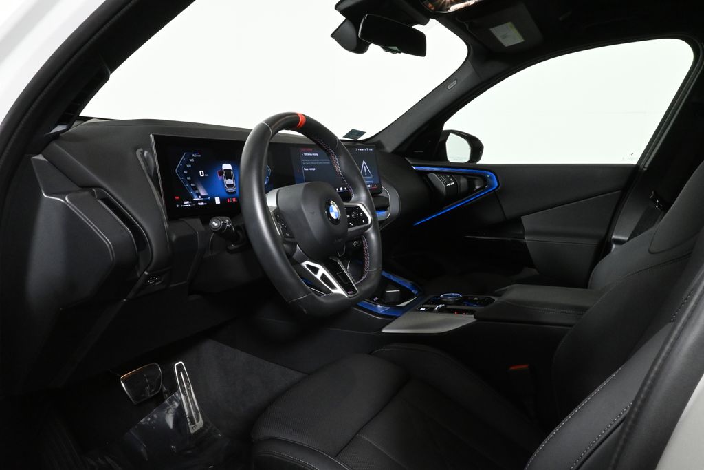 Thumbnail: 2025 BMW X3 - 14
