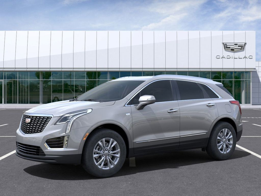 2025 Cadillac XT5 Luxury 2