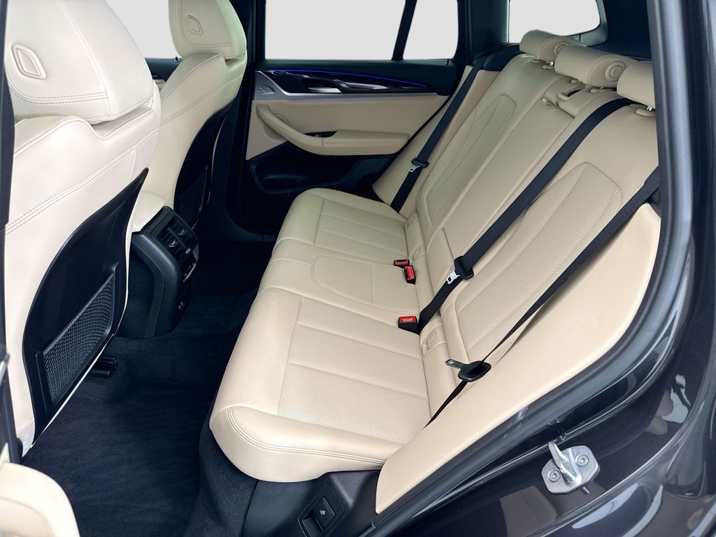 Thumbnail: 2023 BMW X3 - 20