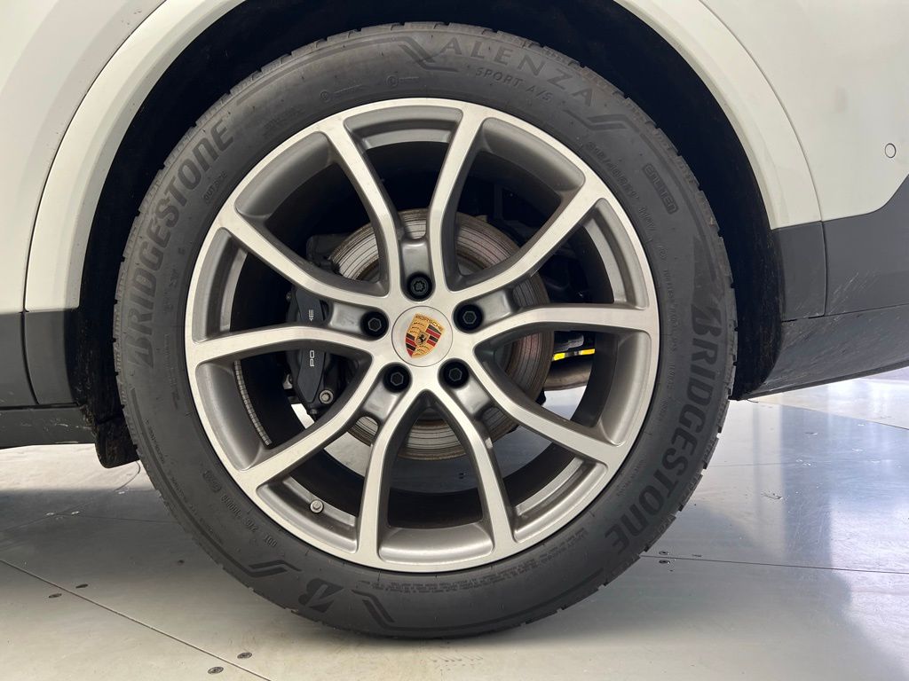 Thumbnail: 2025 Porsche Cayenne - 27