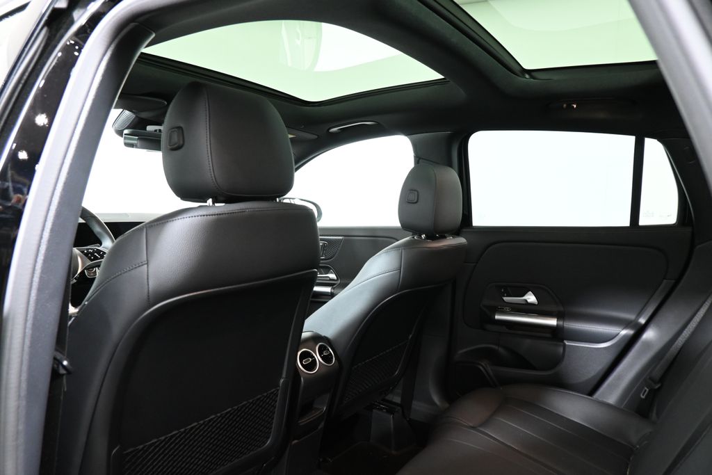 Thumbnail: 2026 Mercedes-Benz GLA - 32