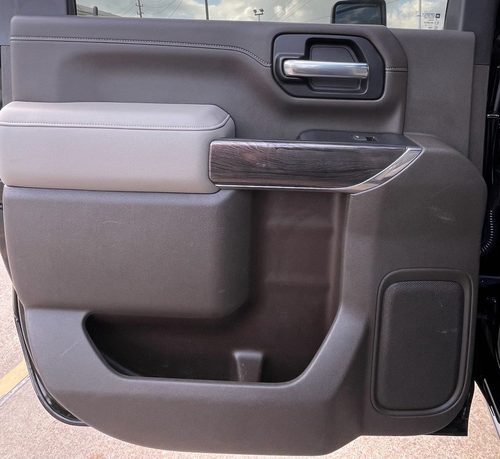 2020 Chevrolet Silverado 2500HD LTZ Black at River Oaks CDJR