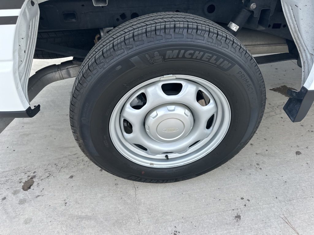 2023 Oxford White Ford F-150 XL RWD Truck