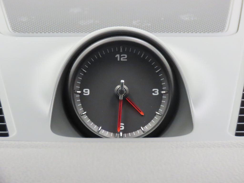 Thumbnail: 2023 Porsche Cayenne - 23