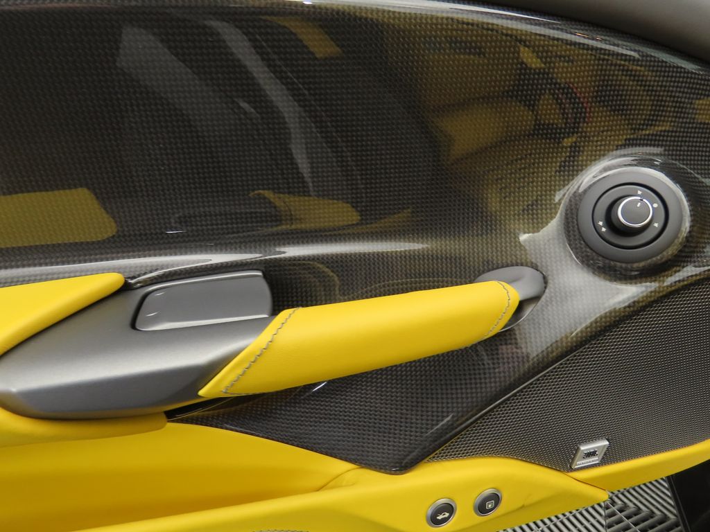 Thumbnail: 2017 Ferrari 488 - 28