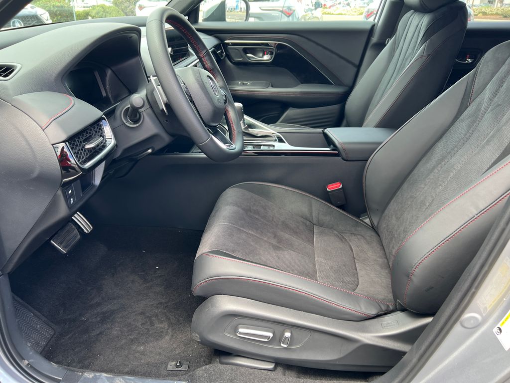 Thumbnail: 2025 Acura ADX - 13