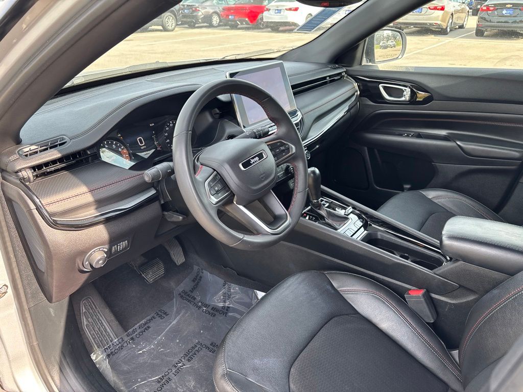 Used 2025 Jeep Compass SUV