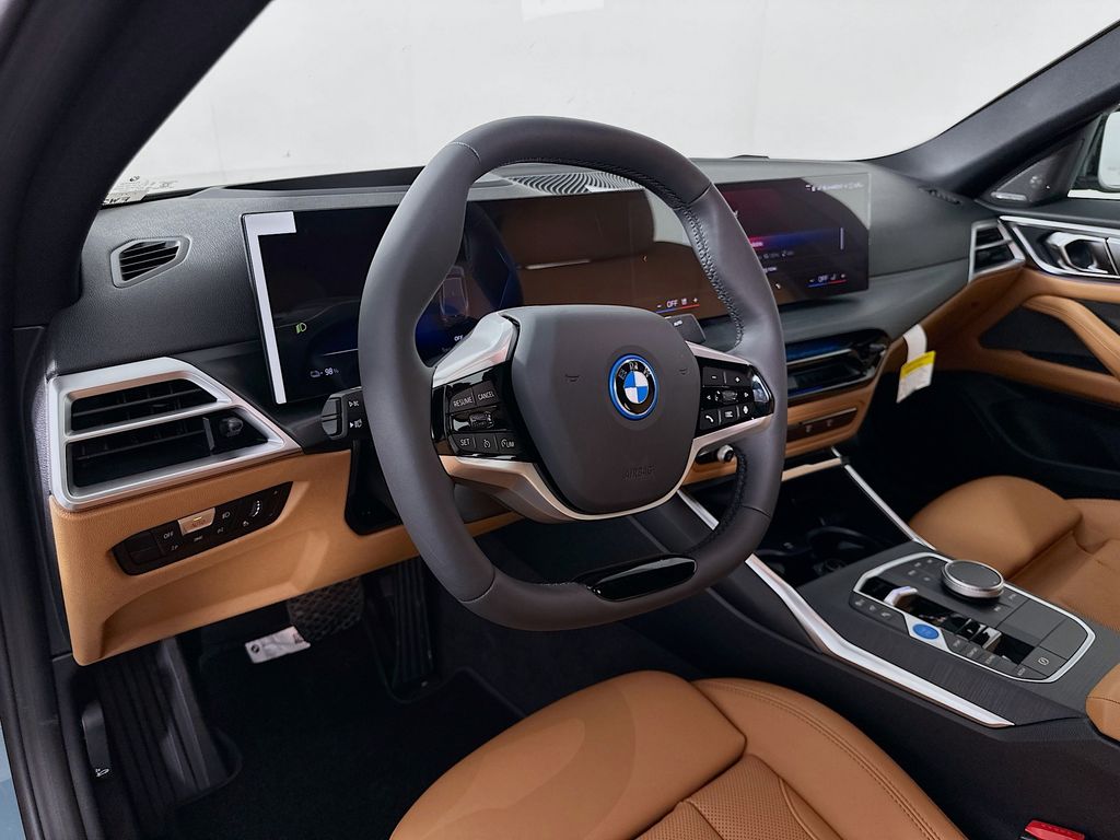 Thumbnail: 2026 BMW i4 - 9
