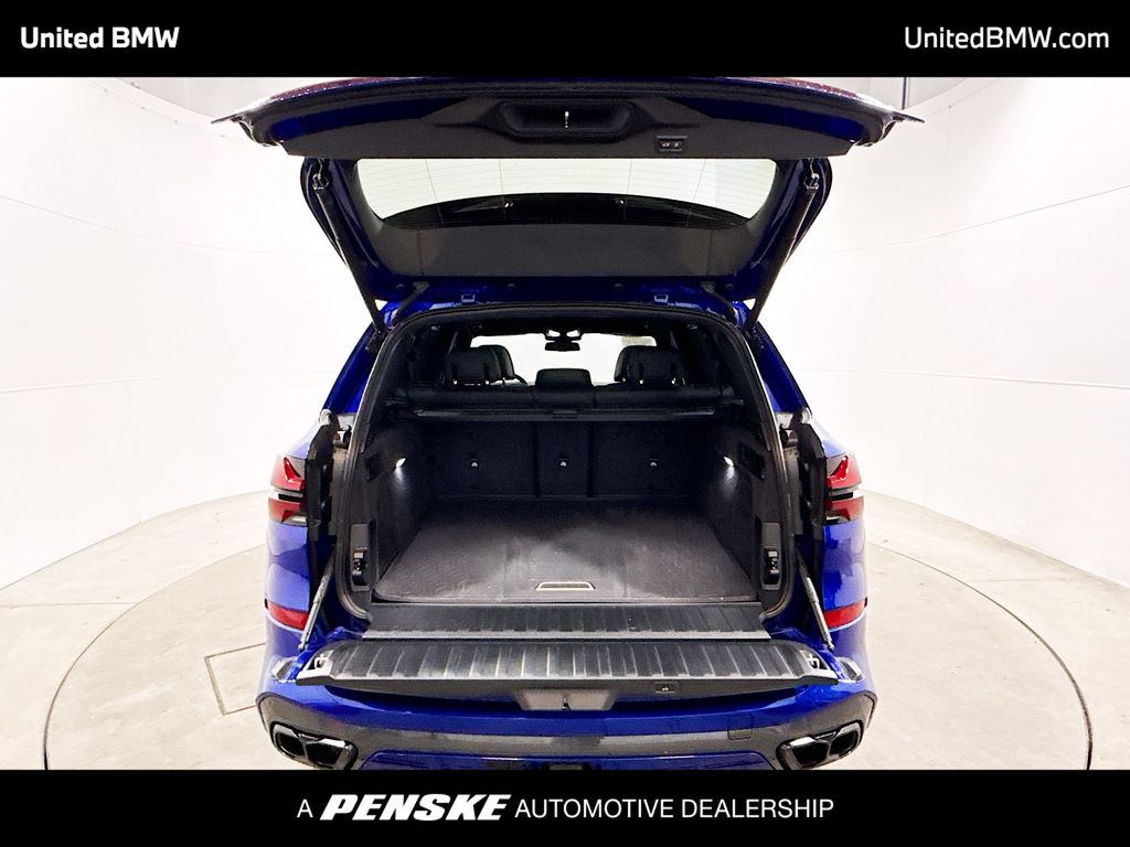 Thumbnail: 2025 BMW X5 - 14