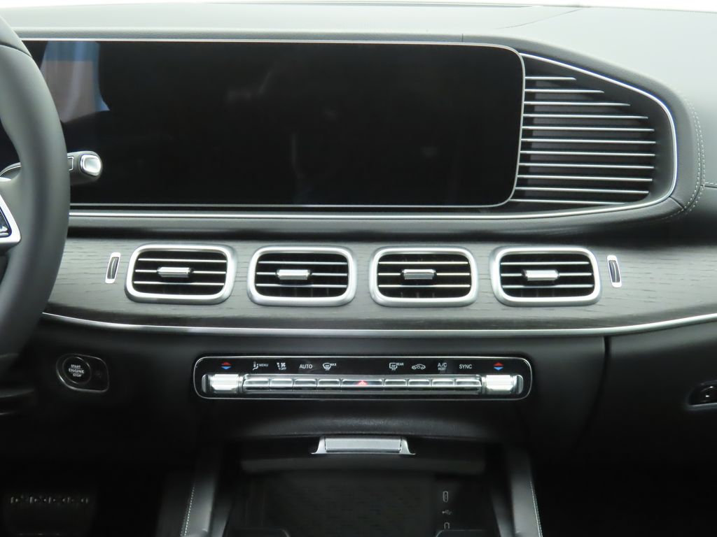 Thumbnail: 2026 Mercedes-Benz GLE - 14