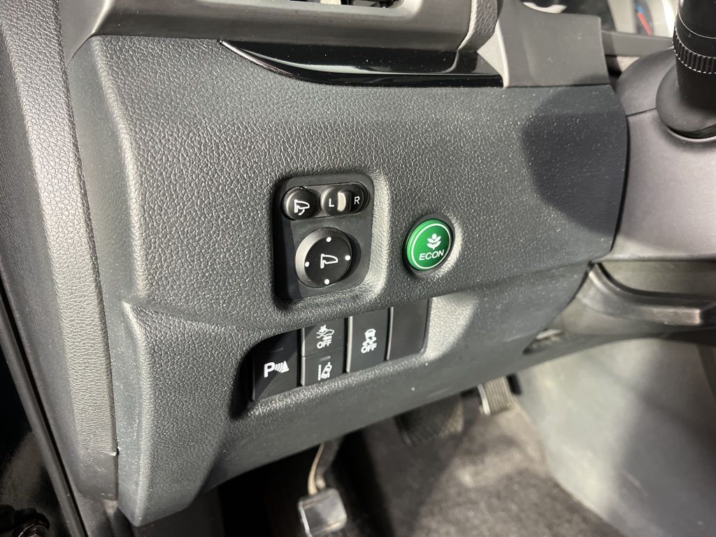 Thumbnail: 2020 Honda Pilot - 31