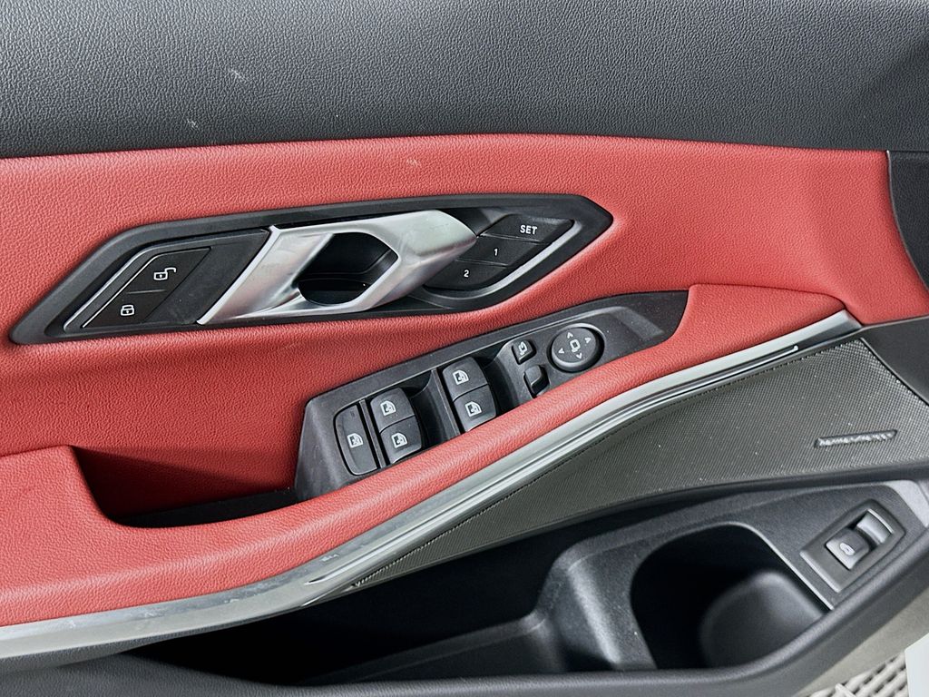 Thumbnail: 2025 BMW 3 Series - 20