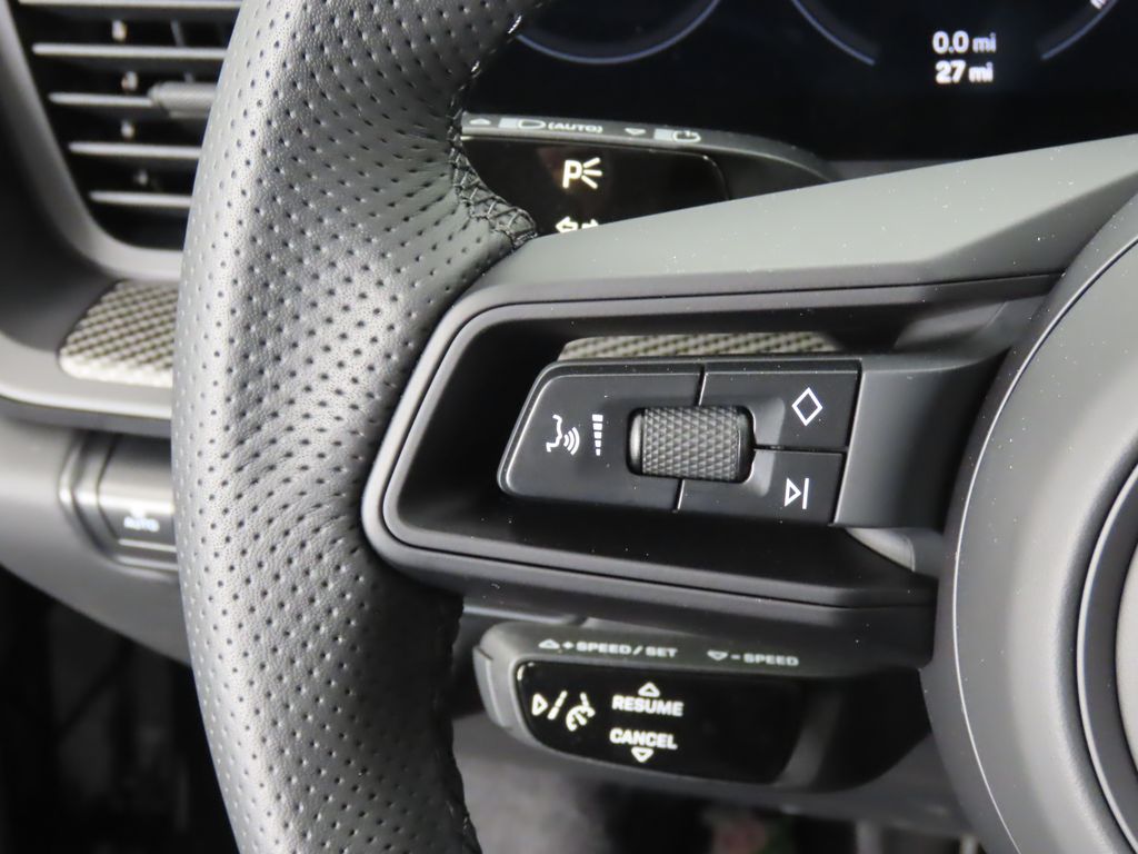 Thumbnail: 2024 Porsche 911 - 21