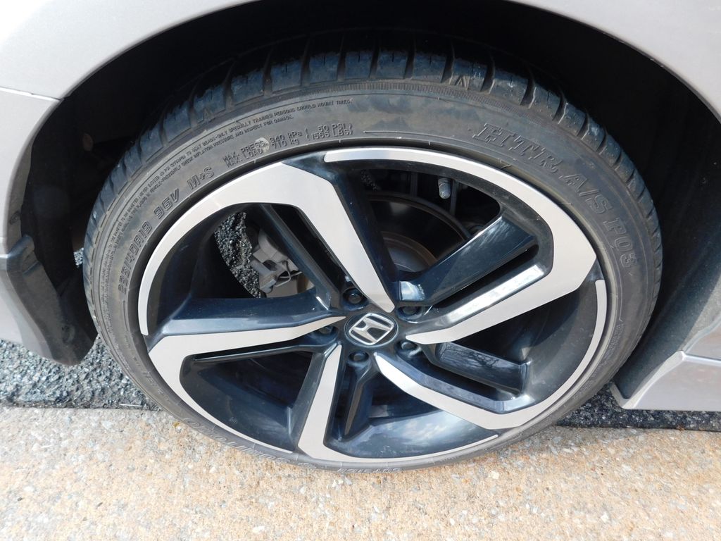 Thumbnail: 2021 Honda Accord - 9