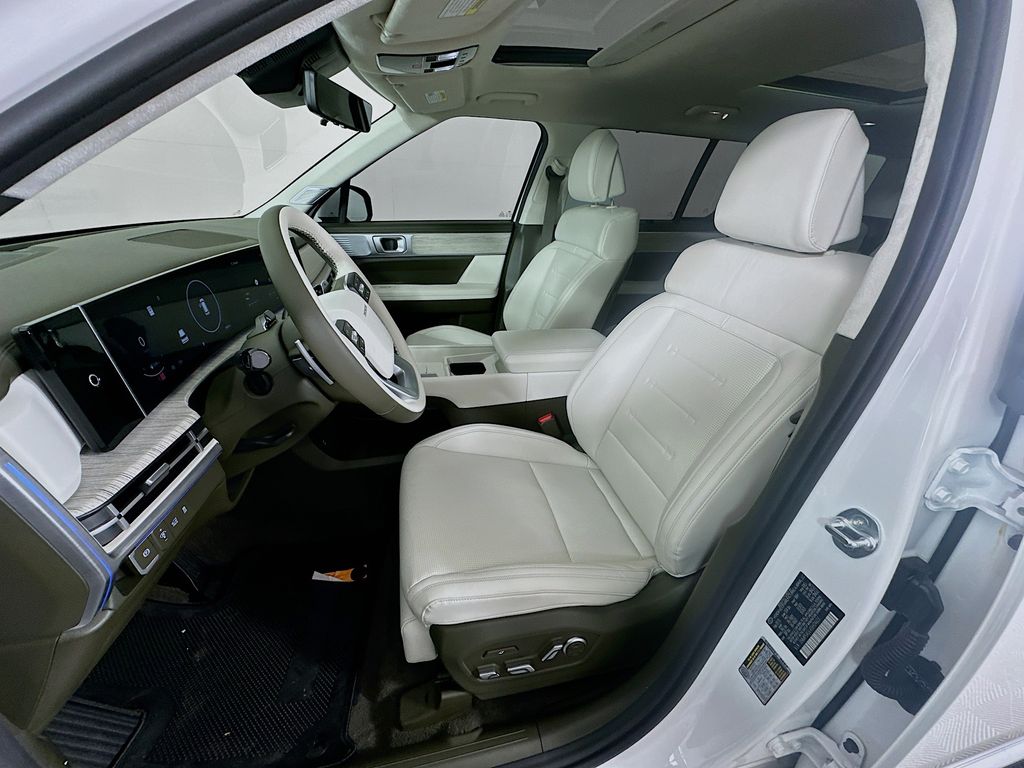 Thumbnail: 2025 Hyundai Santa Fe - 21