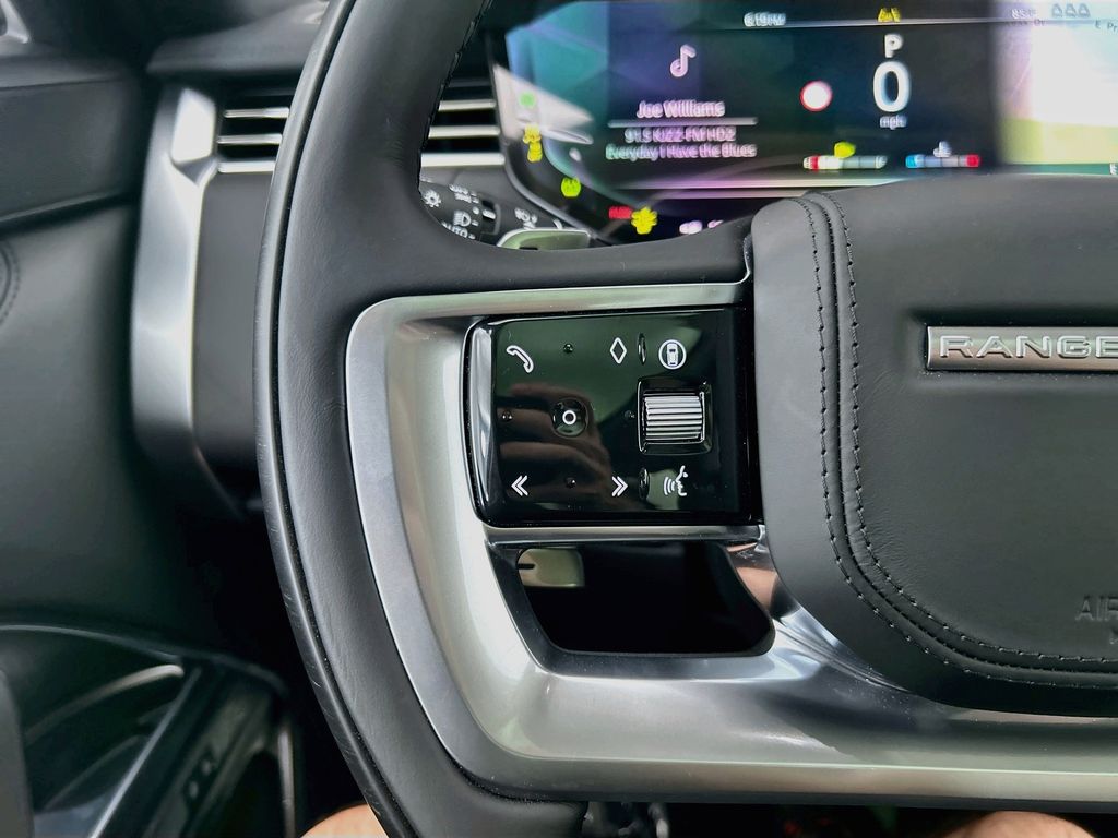 Thumbnail: 2026 Land Rover Range Rover - 11