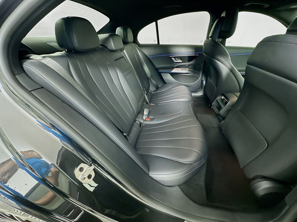 Thumbnail: 2025 Mercedes-Benz E-Class - 28