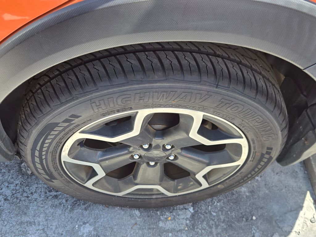 2015 Subaru Crosstrek - $13,990