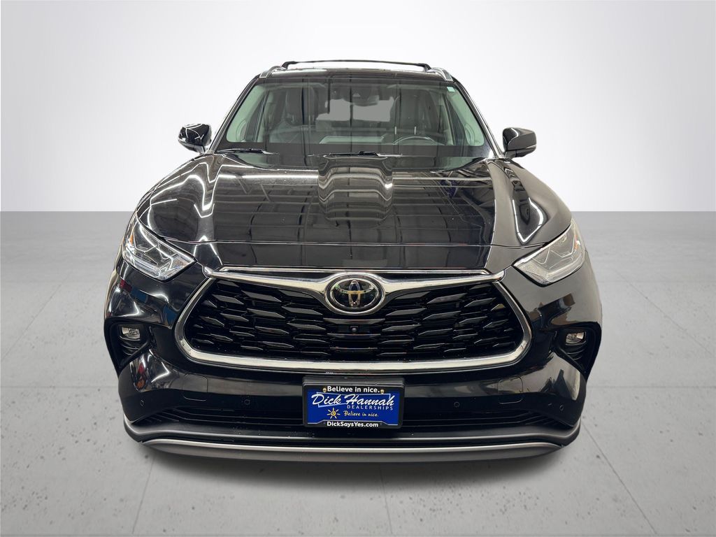 2023 Toyota Highlander Platinum