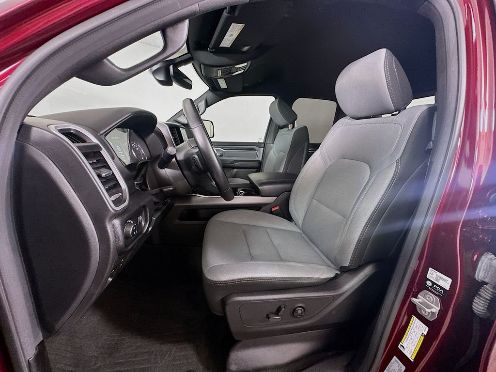 Thumbnail: 2021 RAM 1500 - 21