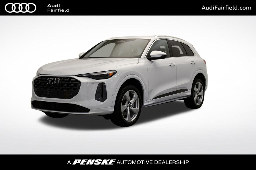 2025 Audi Q5 40 Premium Plus's photo