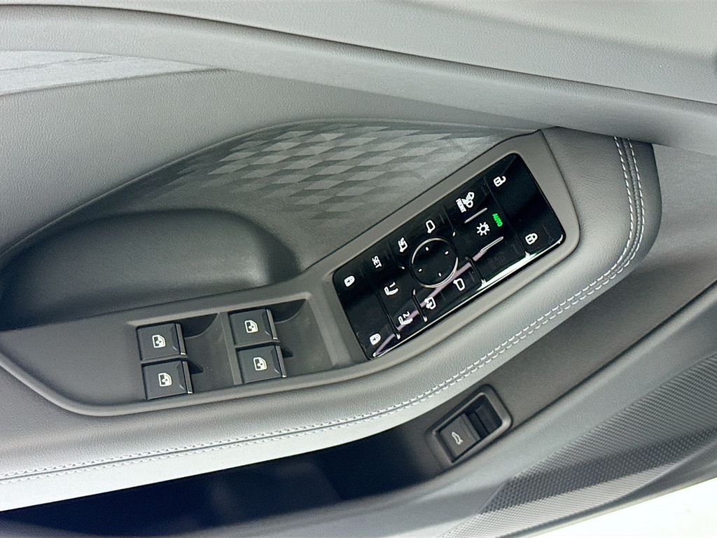 Thumbnail: 2026 Audi A6 - 24
