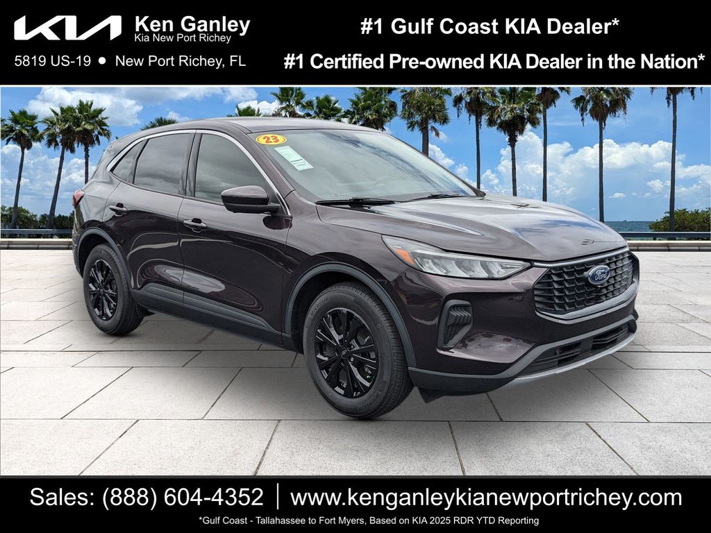 Cinnabar Red 2023 Ford Escape Active FWD SUV / Crossover Front-Wheel Drive 8-Speed Automatic