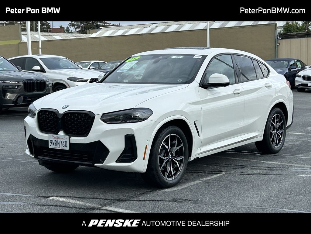 Thumbnail: 2025 BMW X4 - 1