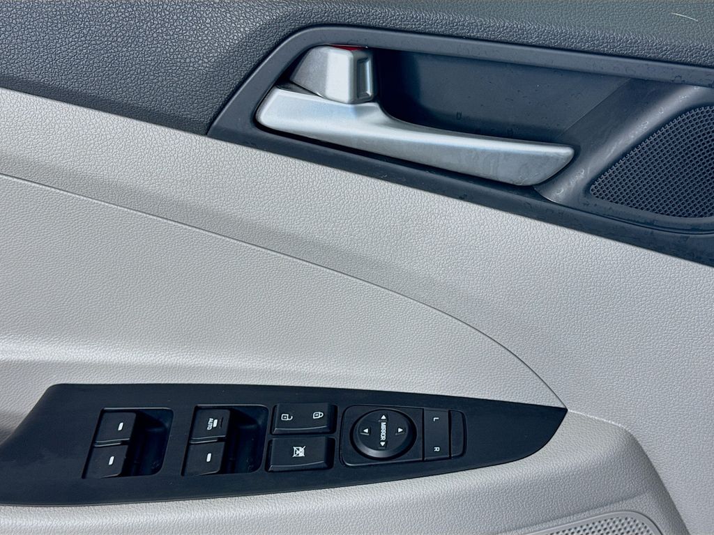 Used Car 2021 Hyundai Tucson  Value For Sale Under $20,000 In Austin, Texas