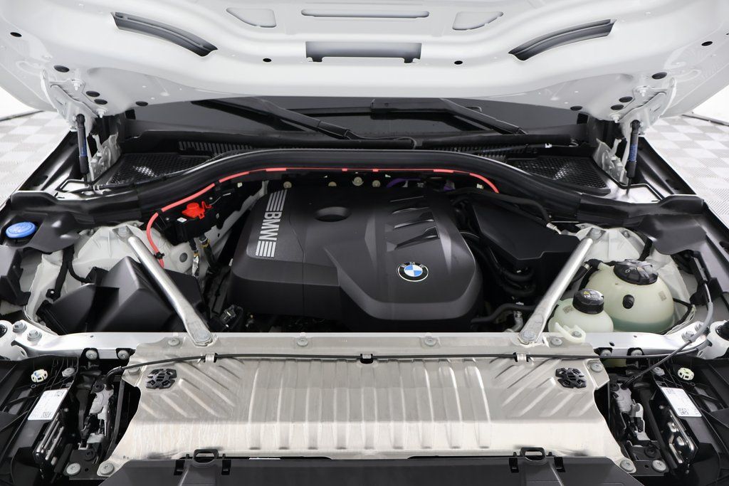 Thumbnail: 2025 BMW X3 - 15