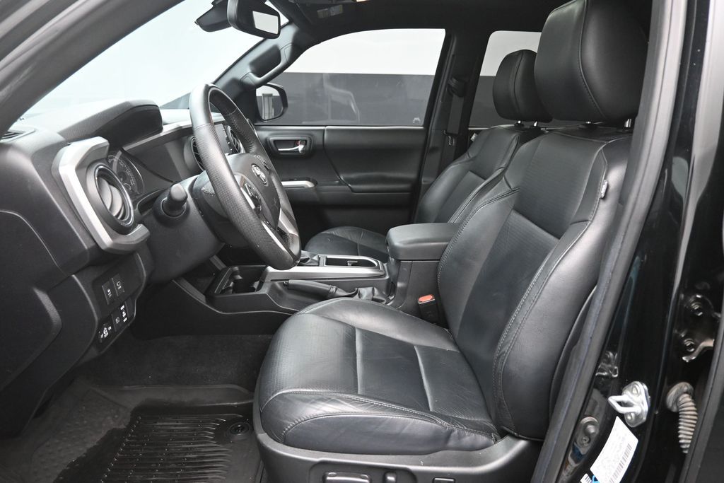 Used 2021 Toyota Tacoma Truck