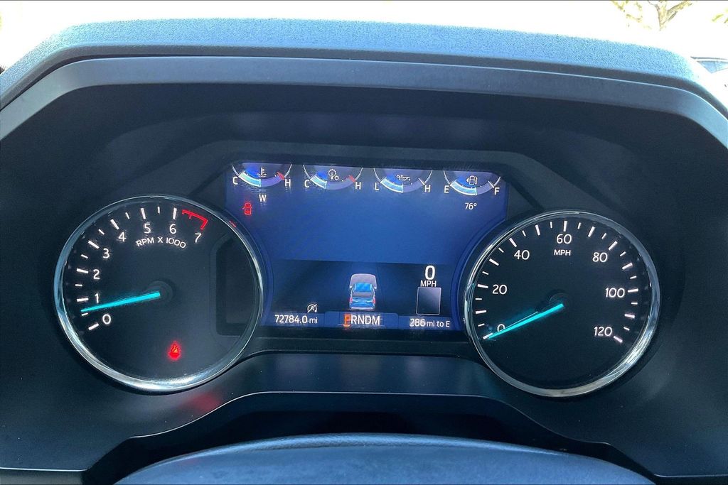 View vehicle photo 7