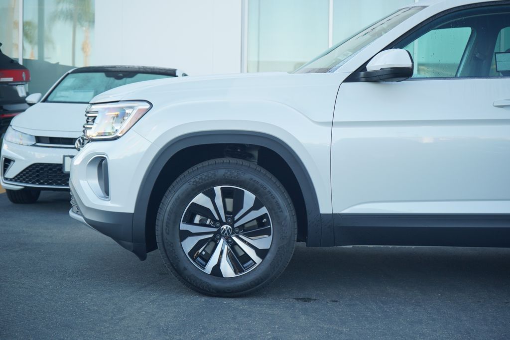 Thumbnail: 2026 Volkswagen Atlas - 2